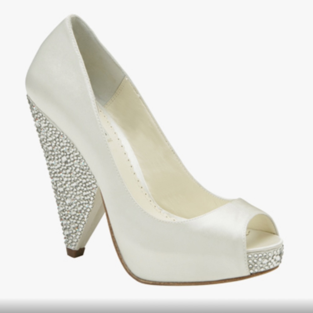 Benjamin Adam Rhiana Dyable Wedding Silk Swarovski Crystal Peep Toe Shoes NEW